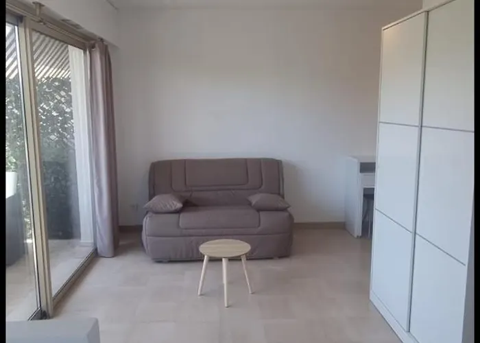 Beau Lumineux Apartman